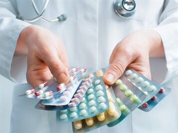 Varios medicamentos para a prostatite aguda en homes