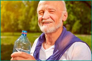 Os beneficios da auga mineral para a prevención da prostatite